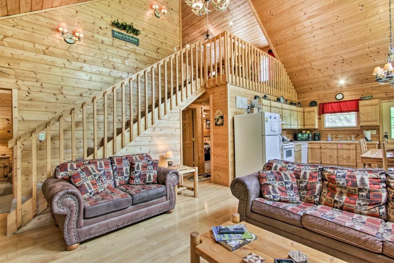 Cabin With Hot Tub And Deck About 12 Mi To Pigeon Forge! سيفيرفيل المظهر الخارجي الصورة