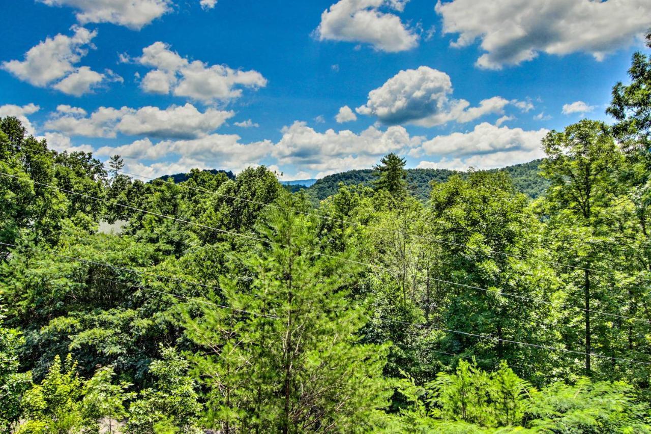 Cabin With Hot Tub And Deck About 12 Mi To Pigeon Forge! سيفيرفيل المظهر الخارجي الصورة