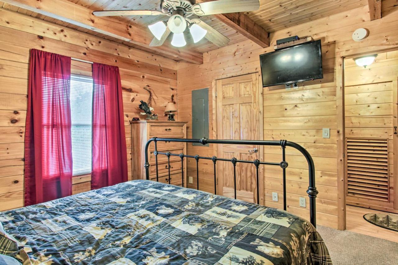 Cabin With Hot Tub And Deck About 12 Mi To Pigeon Forge! سيفيرفيل المظهر الخارجي الصورة