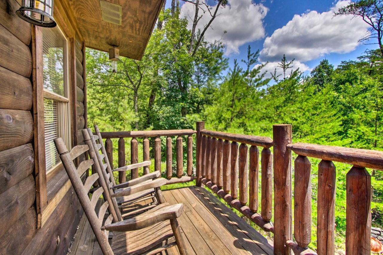 Cabin With Hot Tub And Deck About 12 Mi To Pigeon Forge! سيفيرفيل المظهر الخارجي الصورة